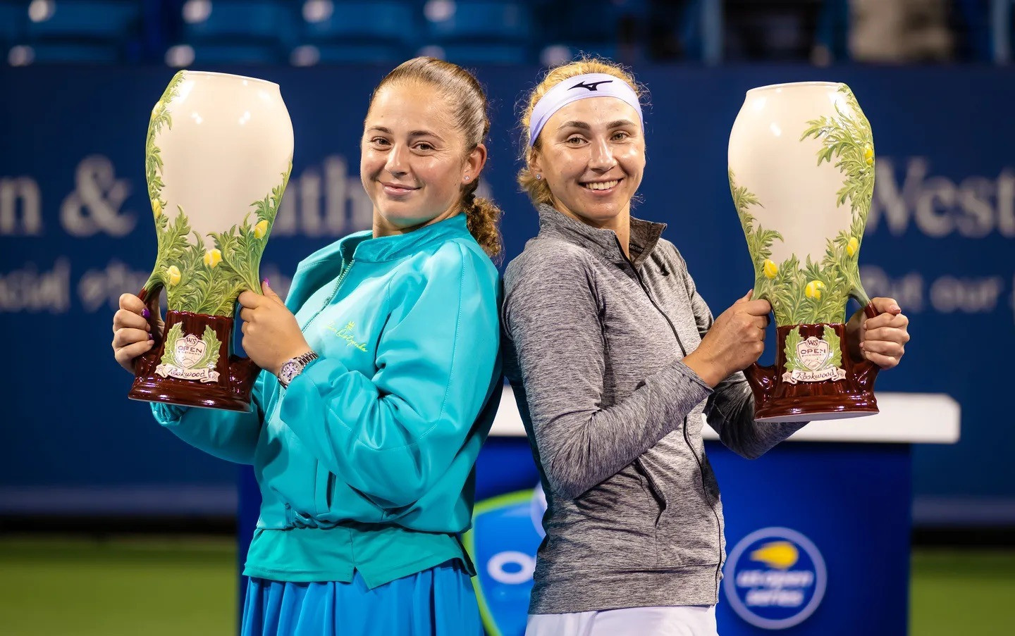 Aļona Ostapenko kopā ar Ludmilu Kičenoku izcīna dubultspēļu titulu Sinsinati "WTA 1000"