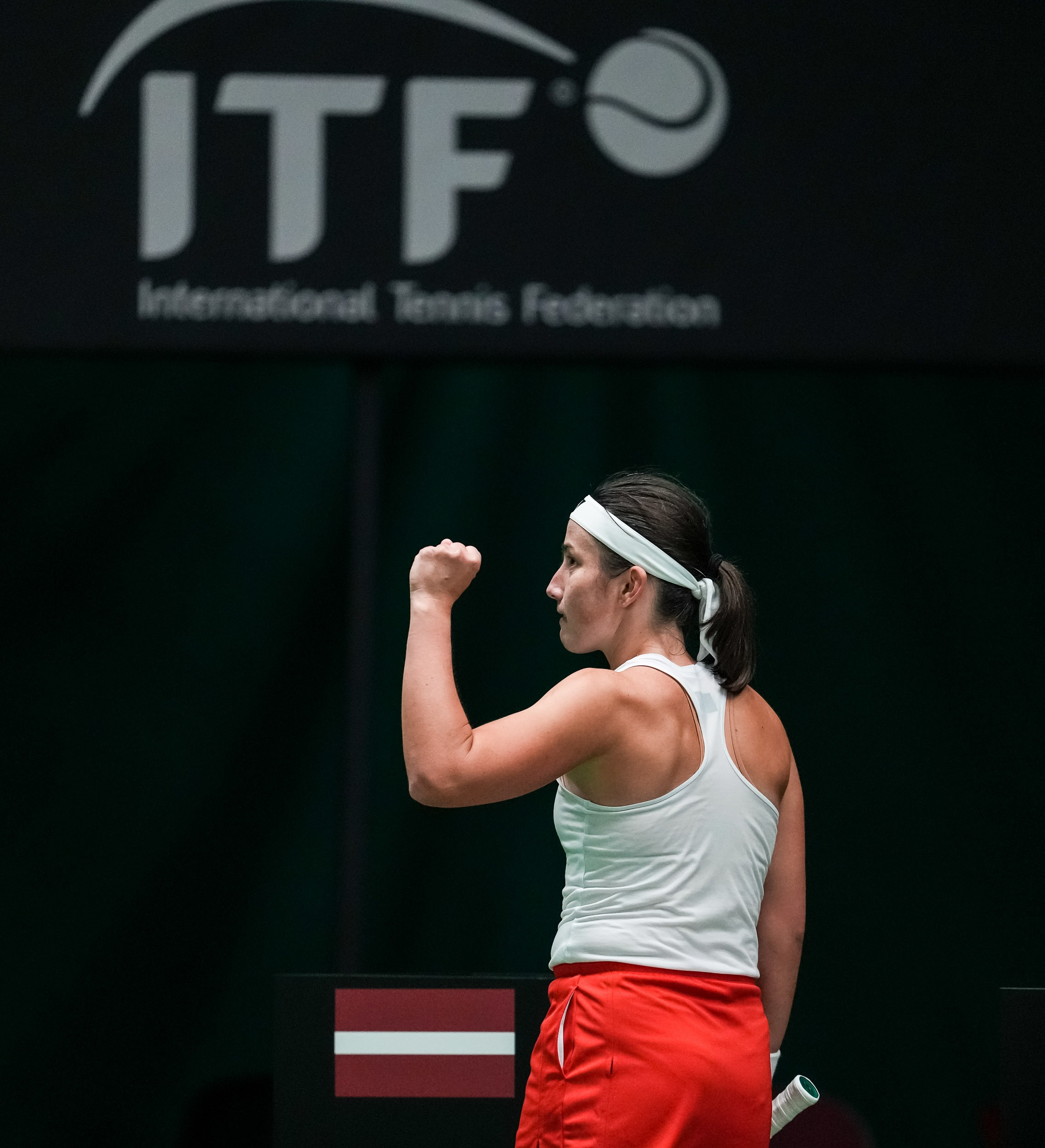 Ostapenko un Sevastova izlasei sarūpē 2:0 pārsvaru pār Indiju