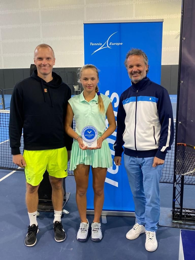 Keisija Bērziņa iegūst 1. vietu Tennis Europe augstas raudzes turnīrā